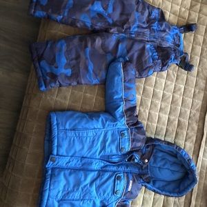 Snowsuit set for boy